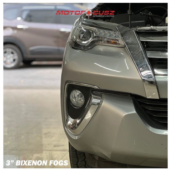 Toyota Fortuner's in for bi-xenon fog projectors from Motofocusz Best Headlight customisation in Chennai